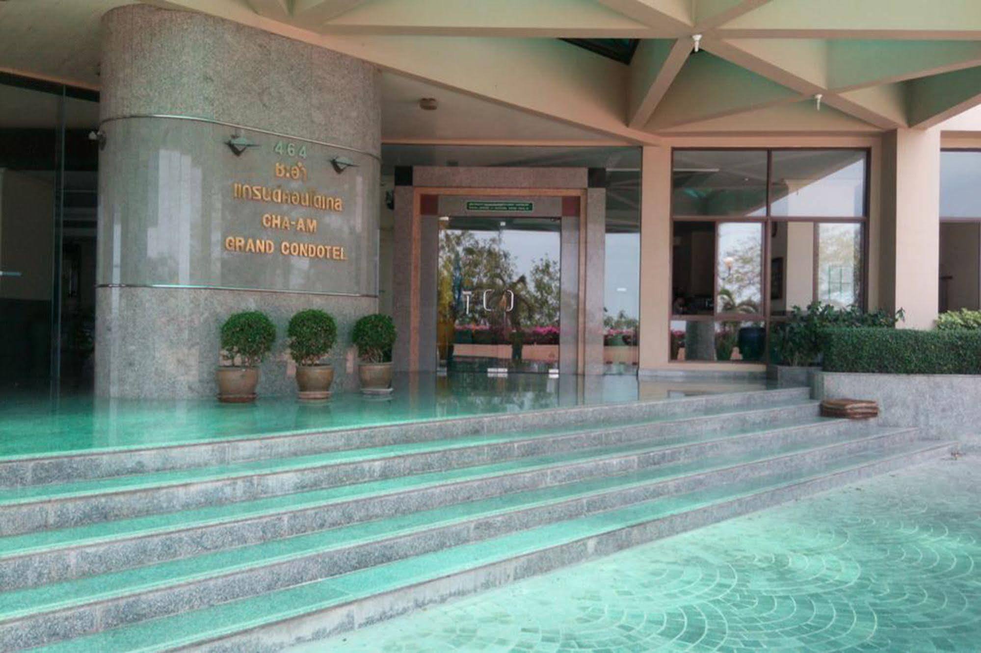 Cha-Am Grand Condotel ภายนอก รูปภาพ